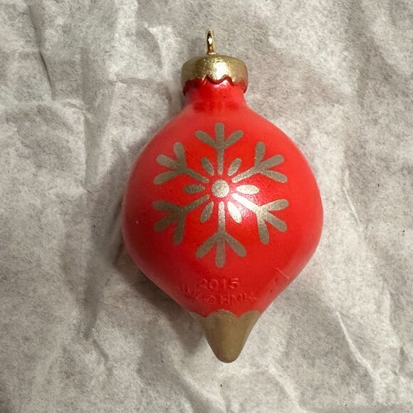 Hallmark Keepsake A World Within Christmas Tree Ornament - Picture 3 of 4